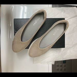 J/SLIDES slip-on sneaker